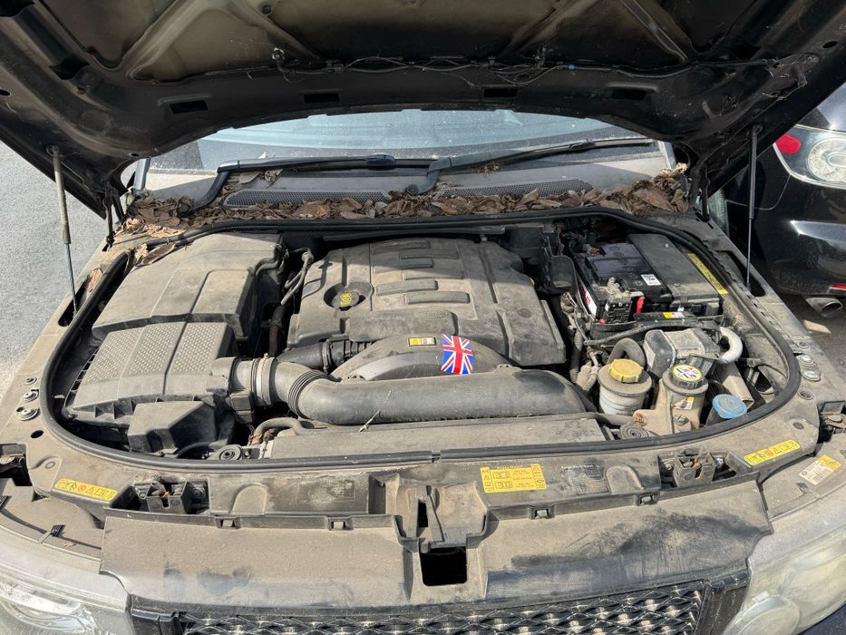 Dezmembrez range rover sport 2.7d 2008