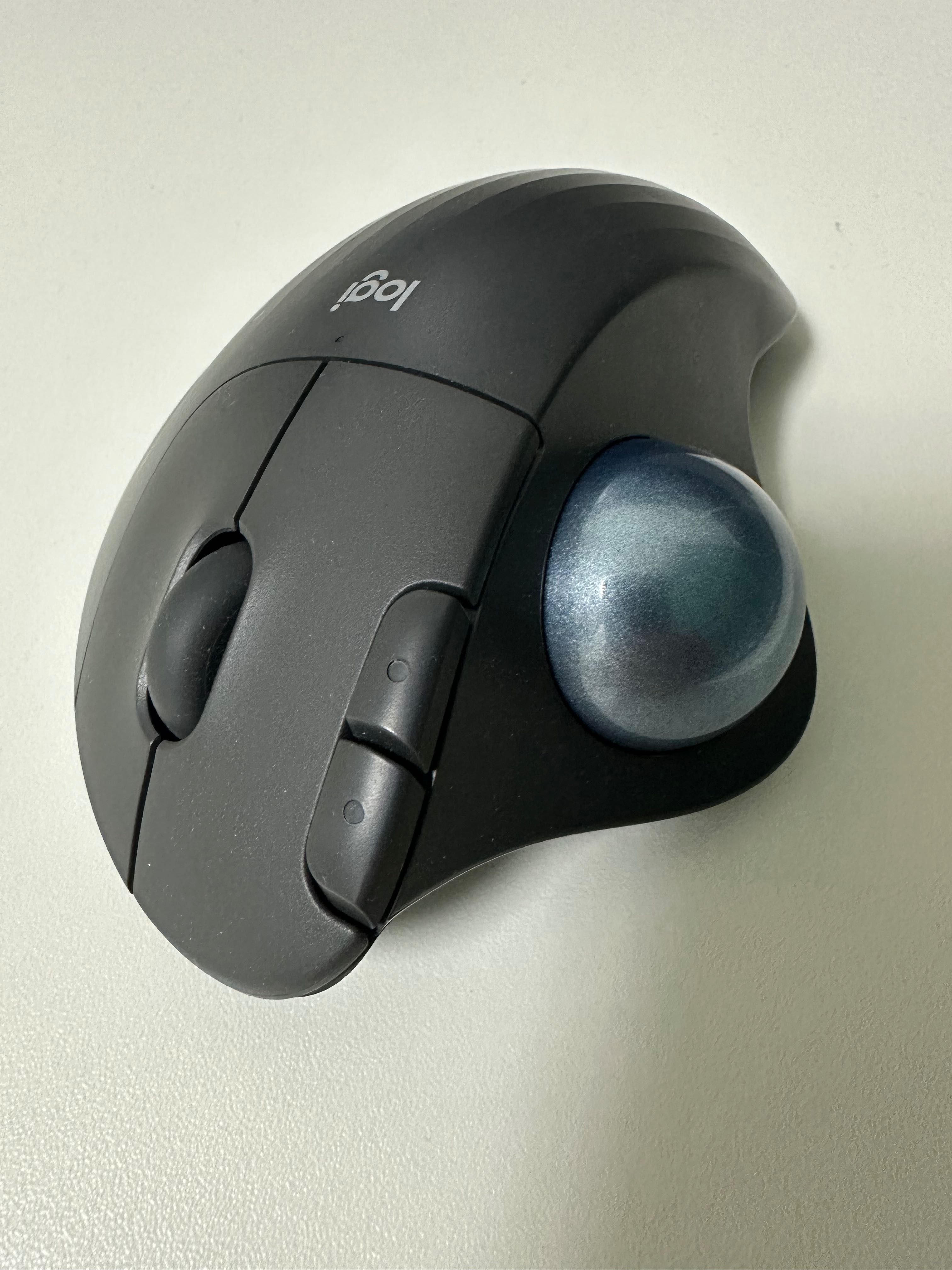 Трекбол Logitech Ergo M575