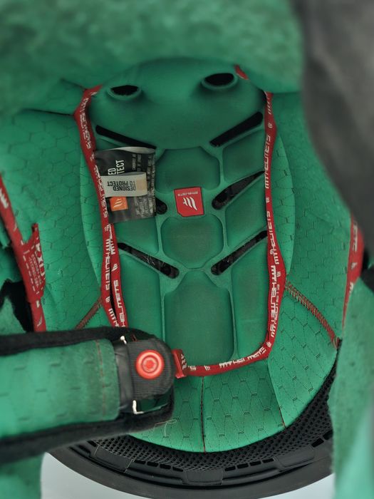 Casca moto MT Helmets KRE+ CARBON marimea S, A11 Gloss Black