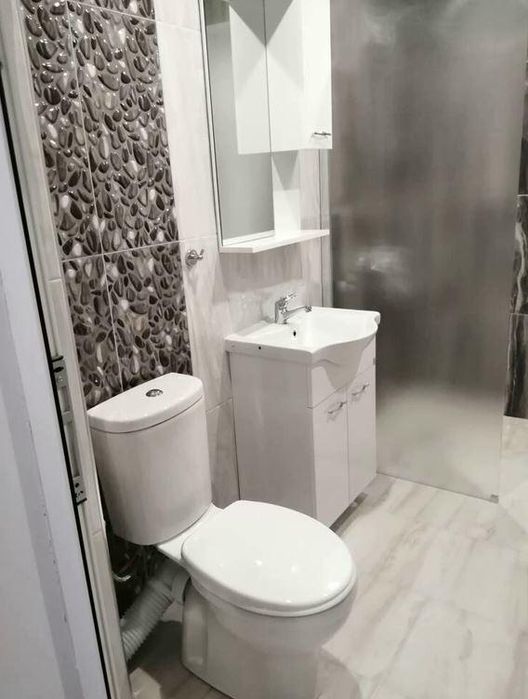 Дава се под наем Двустаен апартамент в Пловдив, Южен - 70 кв.м за 484.5 € - Снимка #8