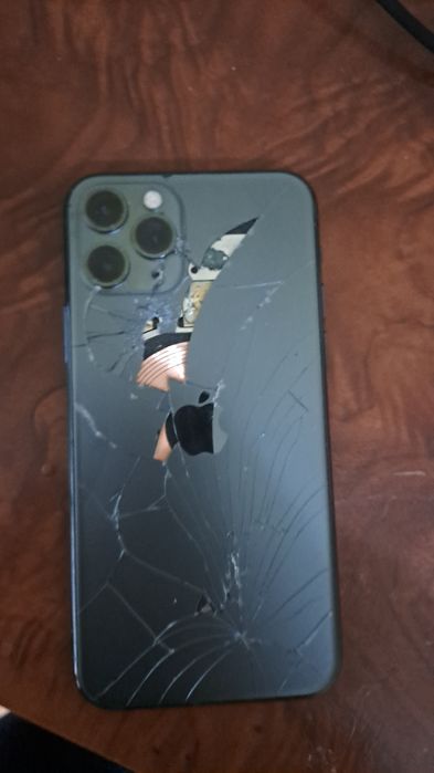 Ассалаумағалайкум 11про крышка экран сынган