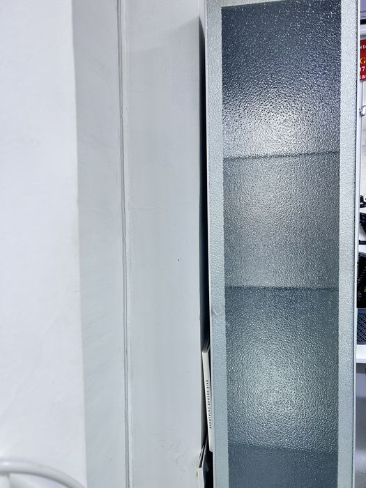 Продам шкаф витрина