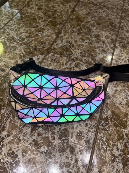 Дамски чанти за кръста и през рамо