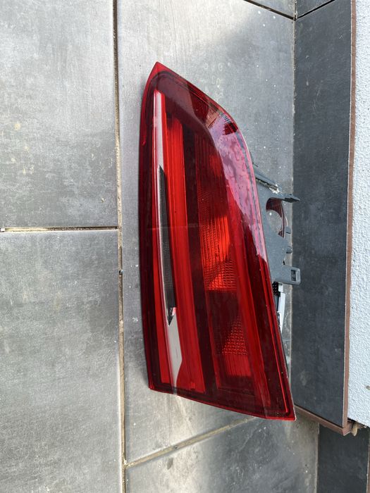 Stop stanga bmw x1 f48