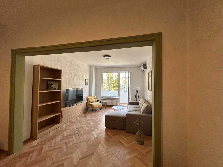 Дава се под наем Двустаен апартамент в София, Център - 64 кв.м за 650 € - Снимка #12