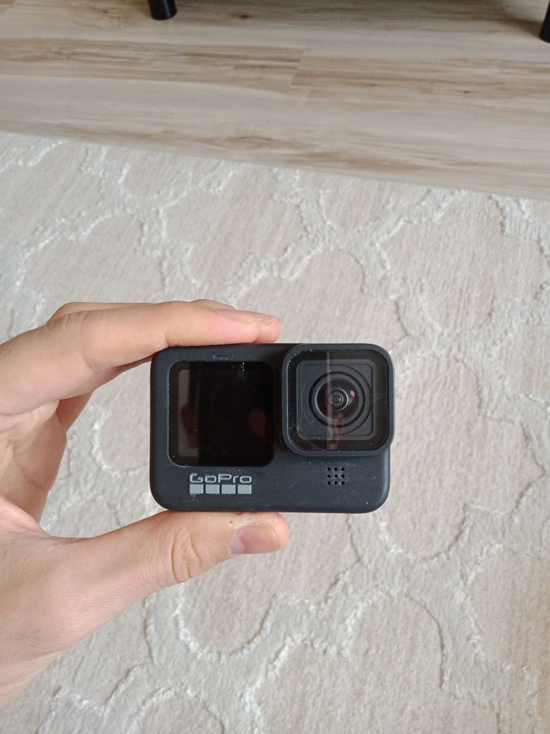 Продам срочно хорошую камеру Go pro 9 black