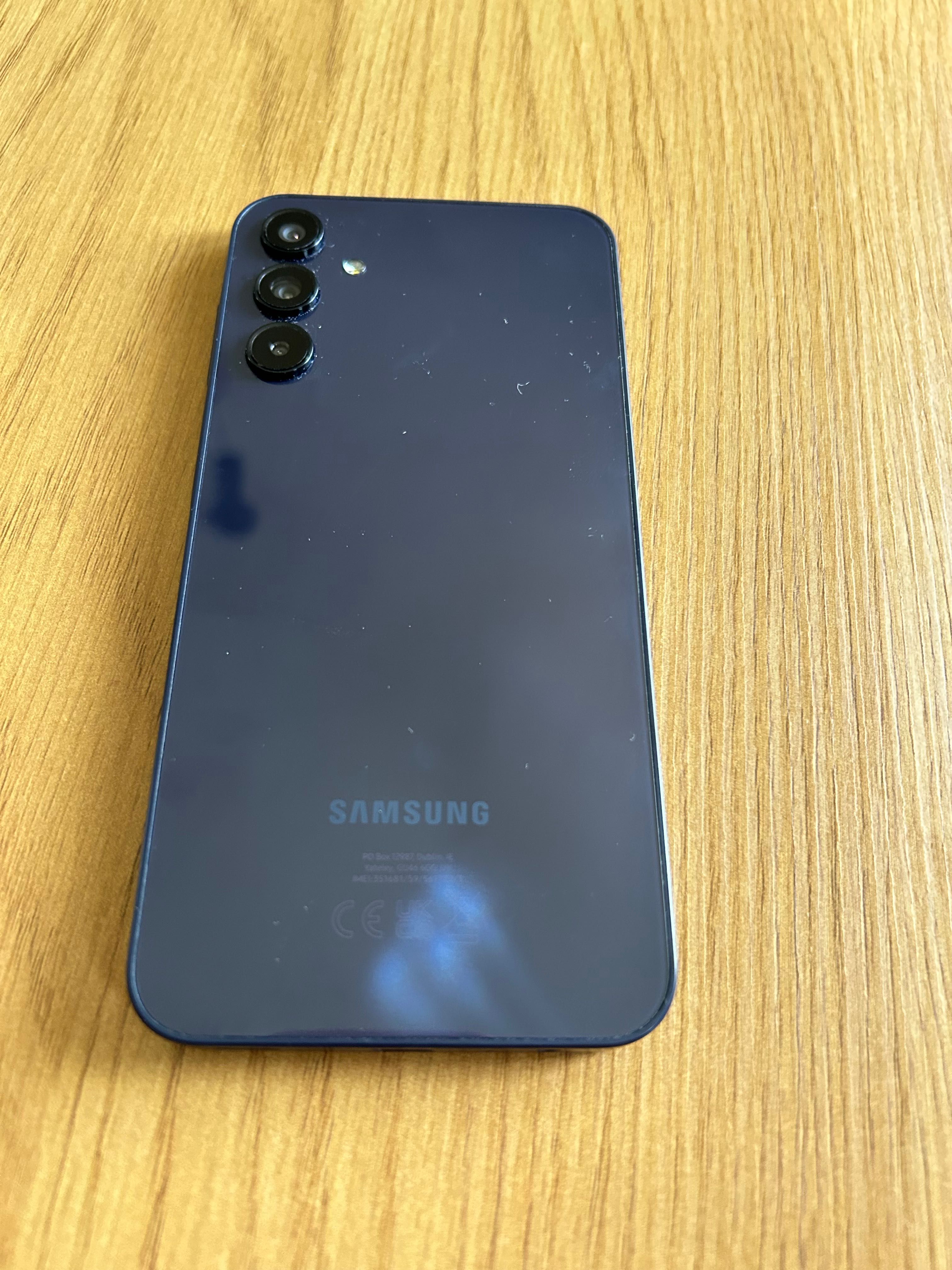 Samsung A5 ПРОДАВА 150лв