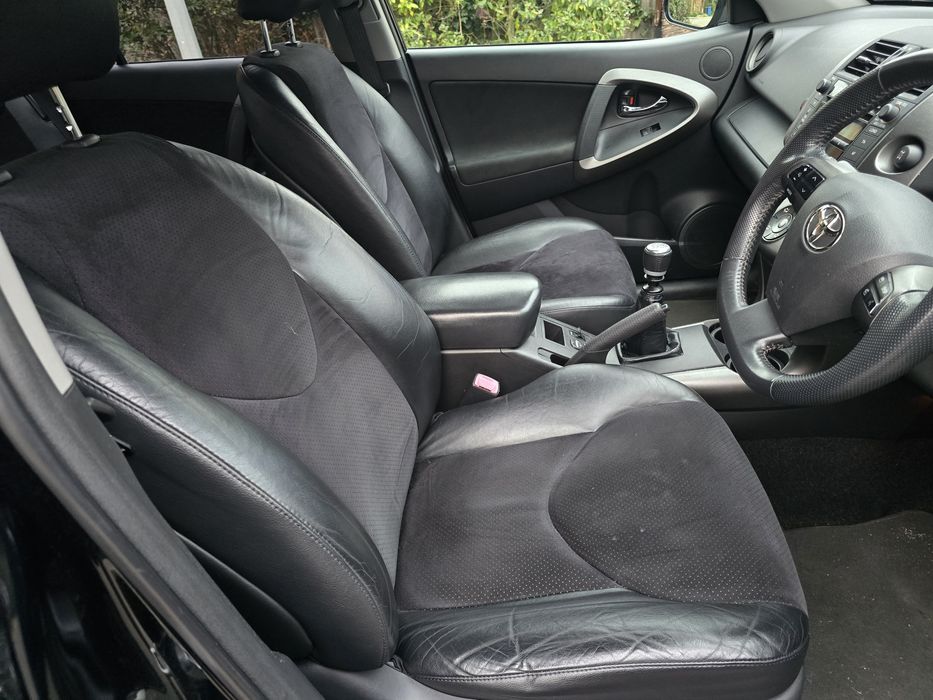 Toyota RAV4 във много добро състояние