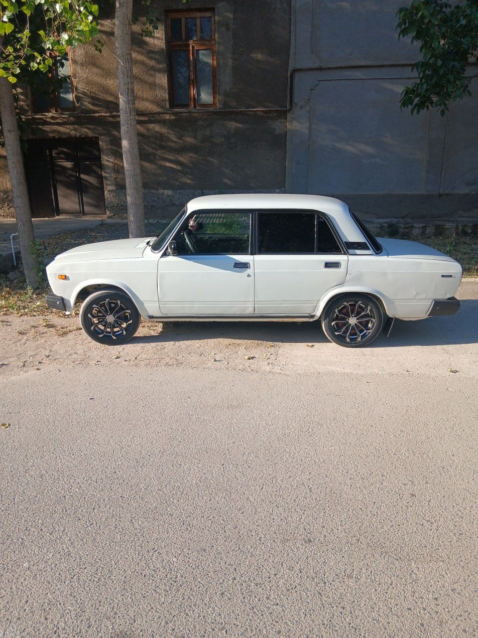 1995 yil suyagi butun prapan gaz