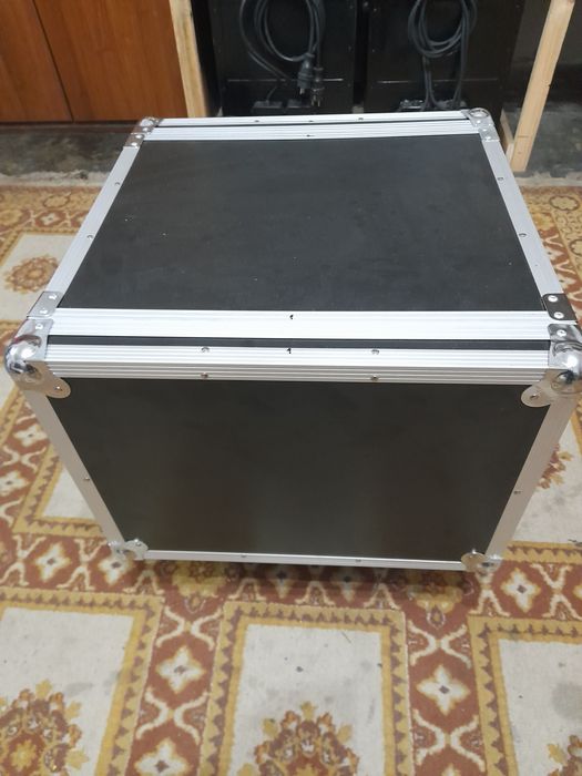 Vînd rack 8u Tamp E800 dsp 206 Thoman