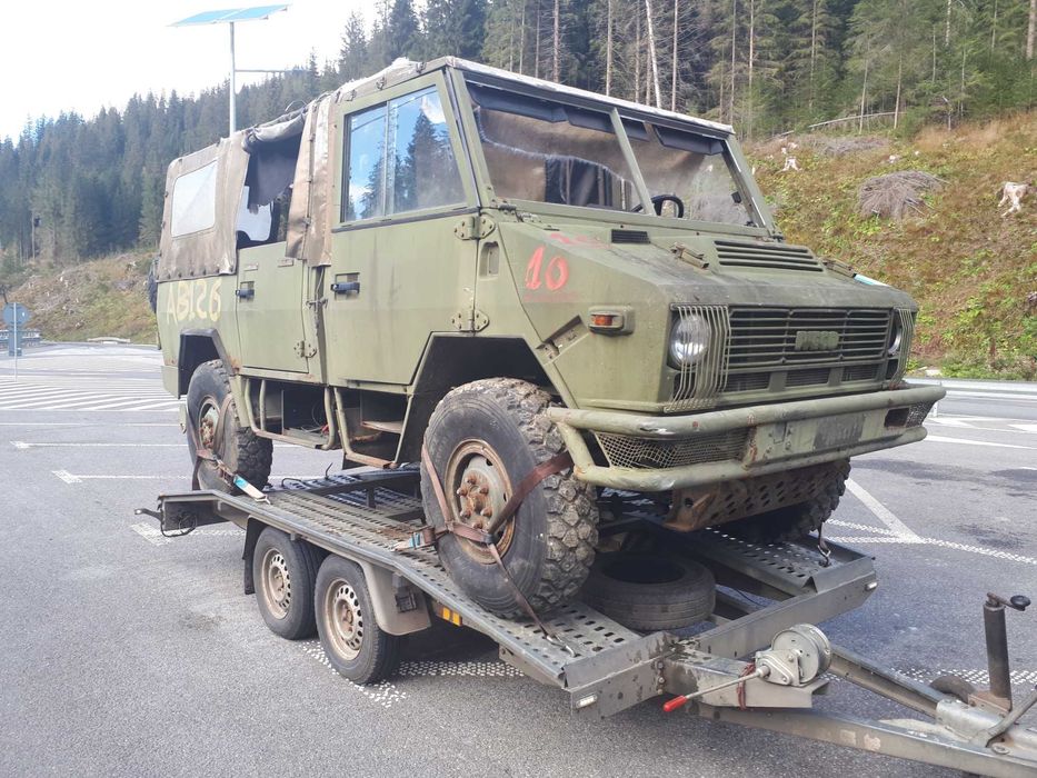Vand sau dezmembrez iveco vm 90 masina militara 4x4