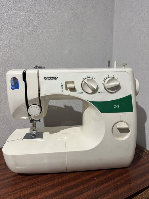 Швейная машинка Brother в хорошем состоянии