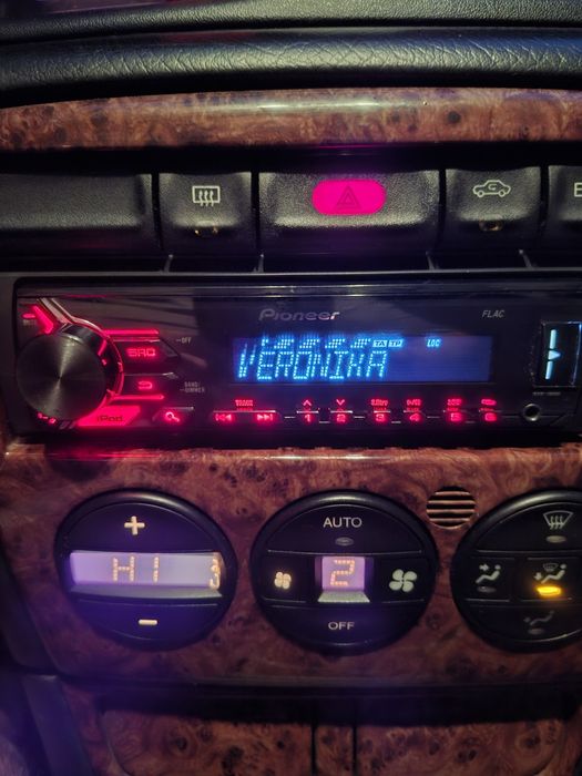 Pioneer MVH-190UI Сд пайнер