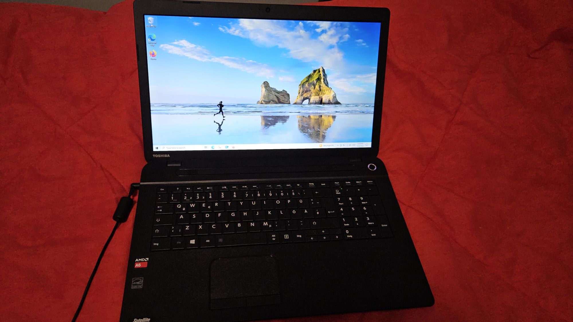 Лаптоп Toshiba Satellite AMD A6