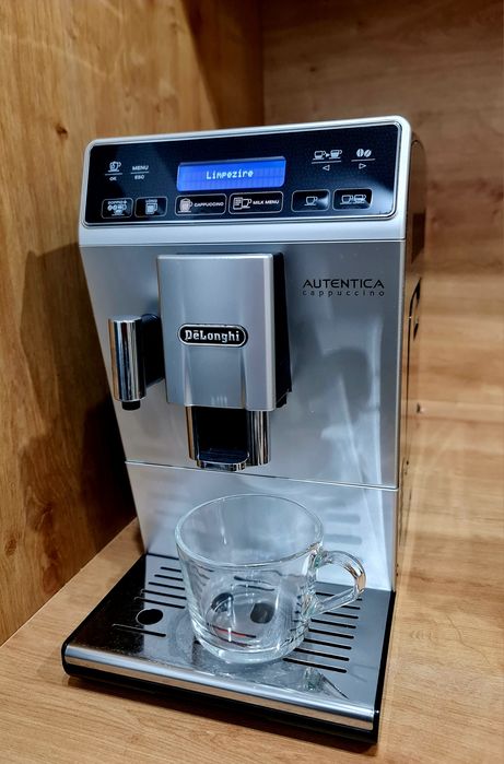 DeLonghi Autentica Cappuccino
