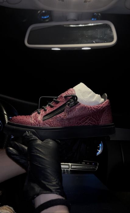 Женски обувки GIUSEPPE ZANOTTI 36