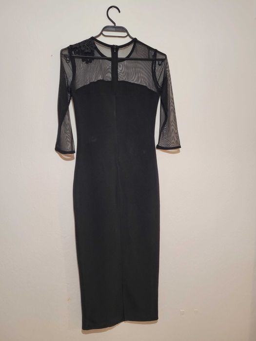 Черна рокля с мрежа