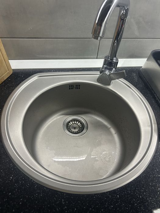 Chiuveta de inox cu baterie