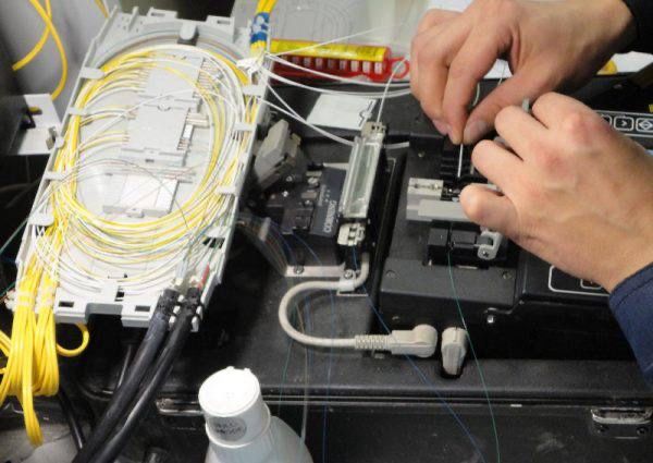 Обслуживание и ремонт сварочных аппаратов для оптического волокна