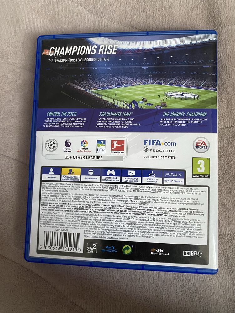 Продавам FIFA 19 за ps4