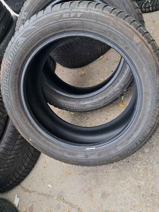 Anvelope second iarna 245 50 R19 Bridgestone *RSC RFT
