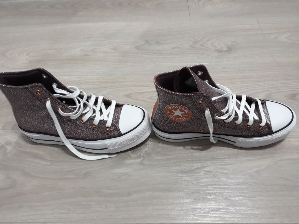 Converse A03240C