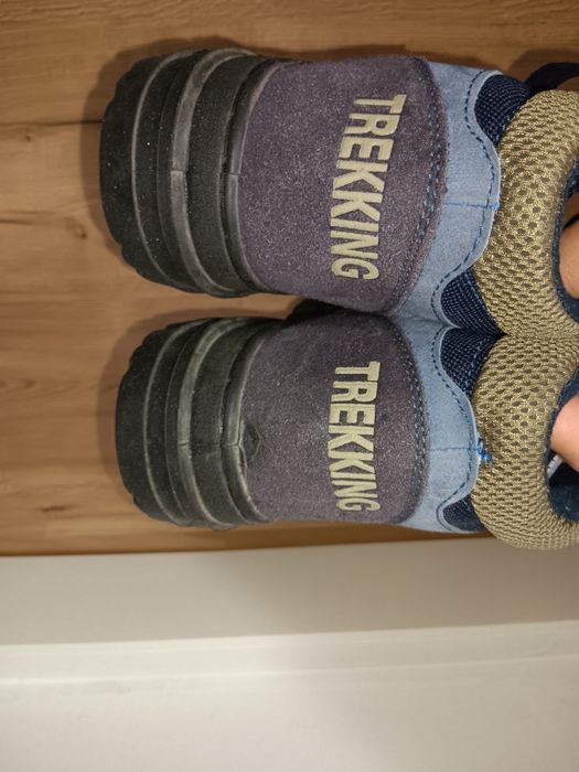 Ghete Trekking de barbat, marime 39.