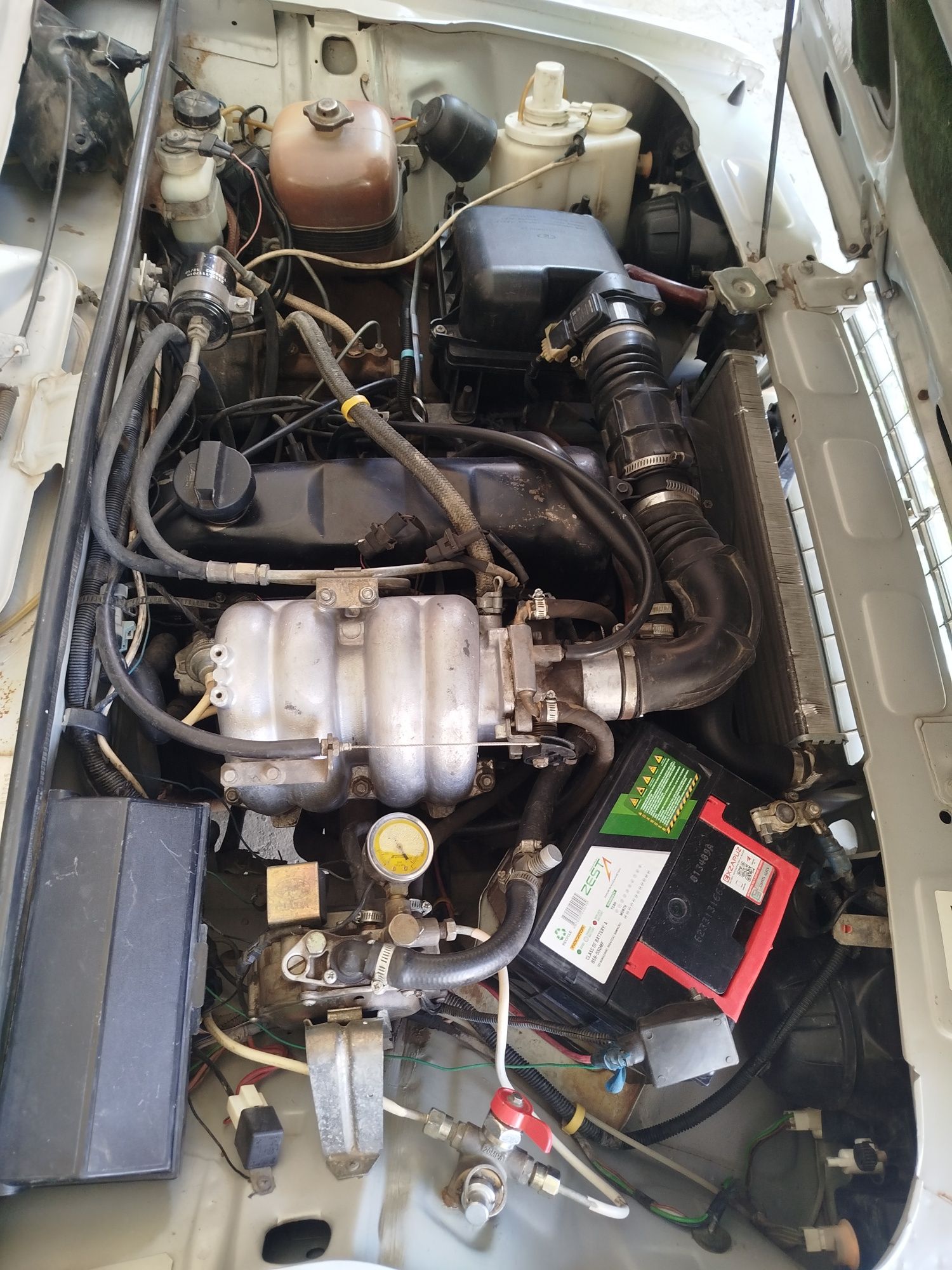 Vaz 2104 sotiladi