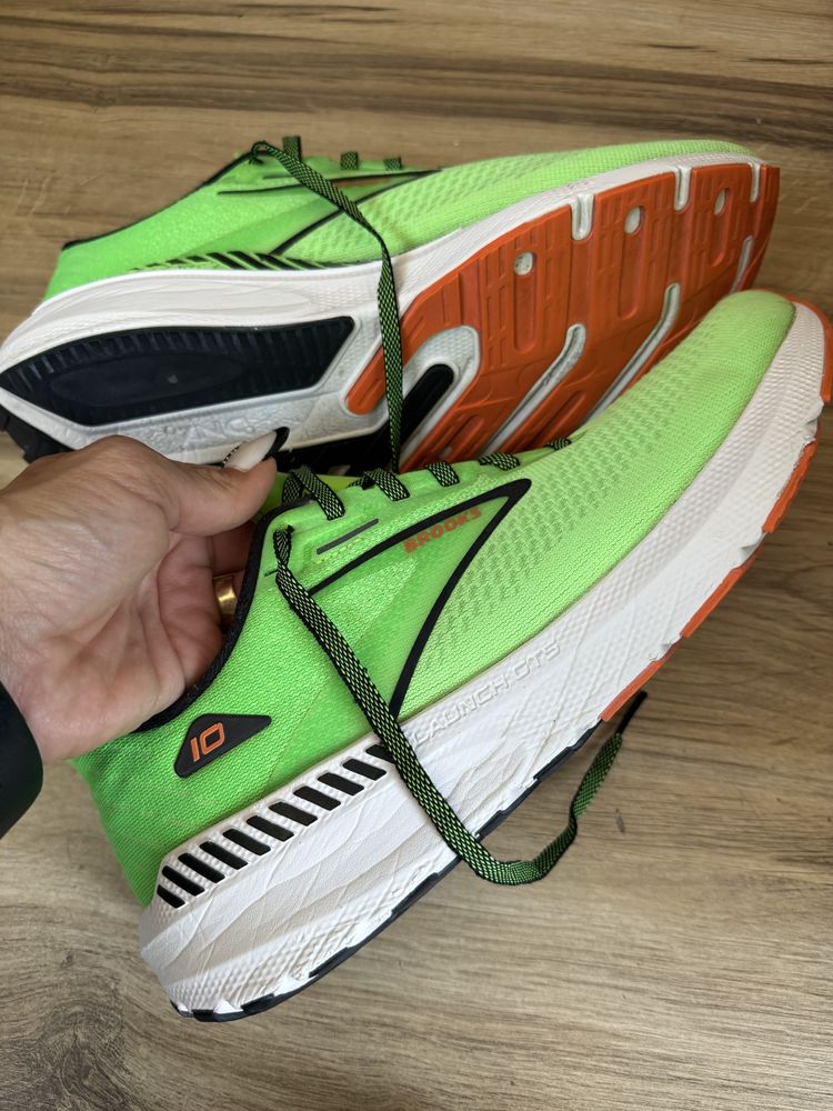 Оригинални мъжки маратонки Brooks Launch GTS 10! 44,5 н