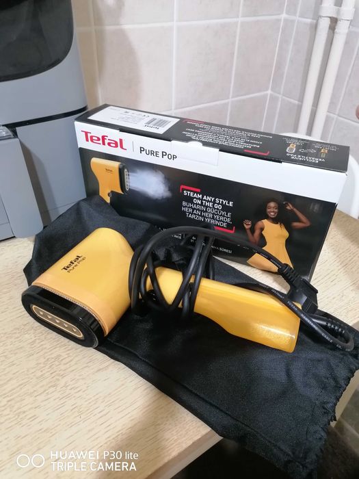 Aparat de calcat vertical cu abur Tefal