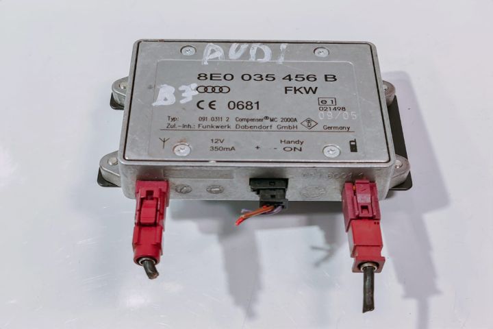 Amplificator  modul antena 8E0035456B Audi A4 B6 seria