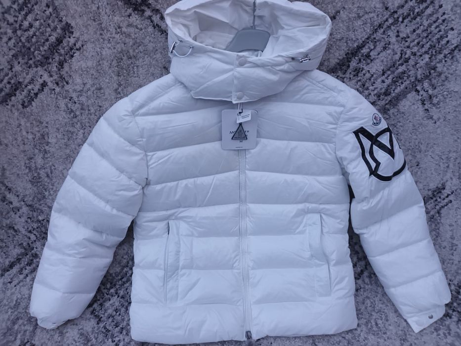 Geacă M.O.N.C.L.E.R Maya