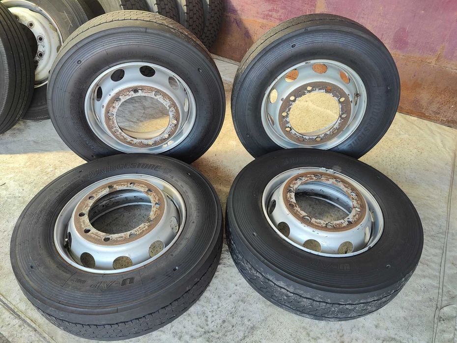 4 броя джанти с гуми 275/70R22.5 Bridgestone 152J DOT2623 2040лв.С ДДС