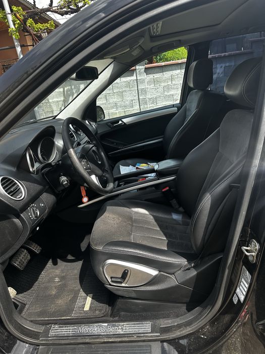 Mercedes-Benz ML 320