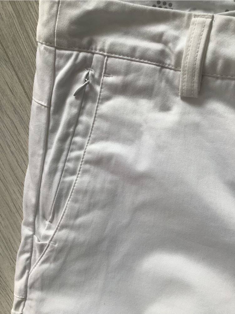 Pantaloni Puma albi