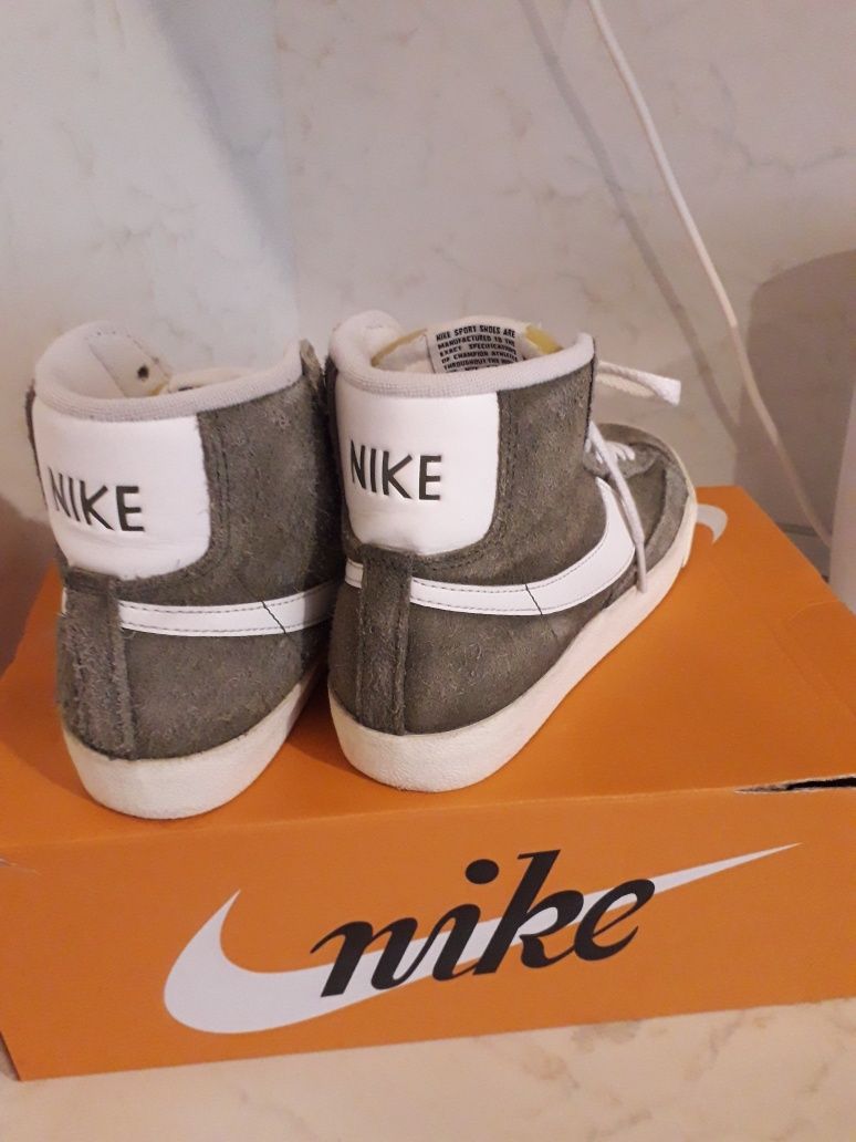 Сникърси Nike Blazer