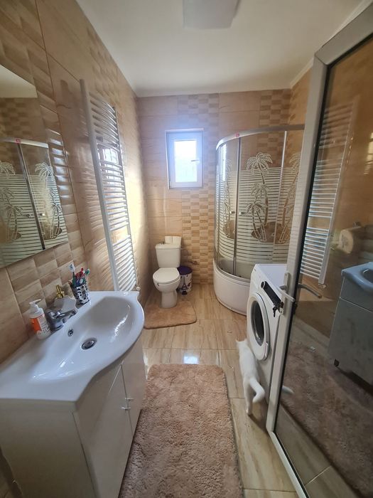 Casa de vanzare în Sarca – tot ce ai nevoie pentru confortul tau!