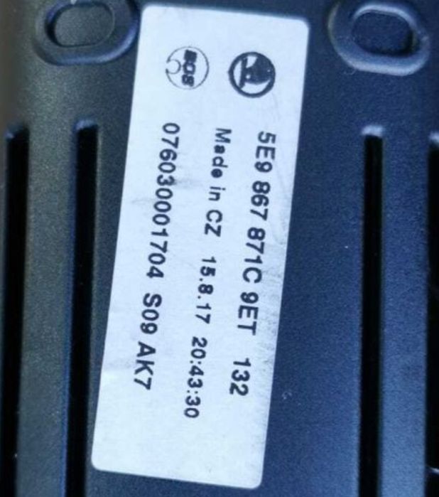 Rulou portbagaj Skoda Octavia 3 5E9867871C  9ET