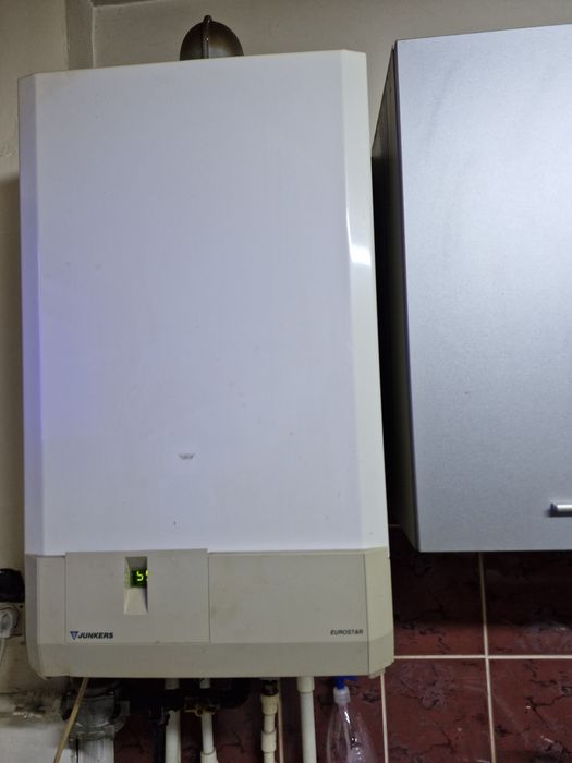 Junkers/Bosch centrala termica pe gaz+Hota