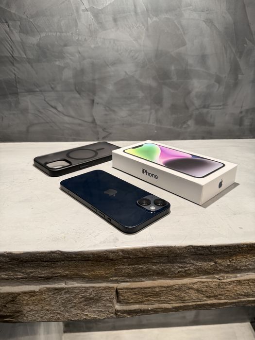 КАТО ЧИСТО НОВ Iphone 14 128 GB Midnight + подарък