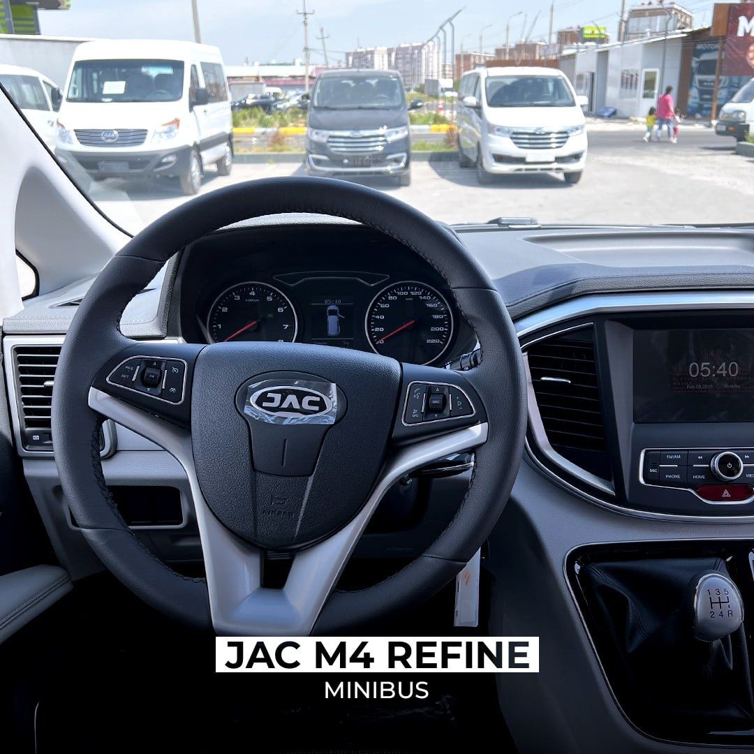 JAC M4 2.0 L turbo 145 h/p