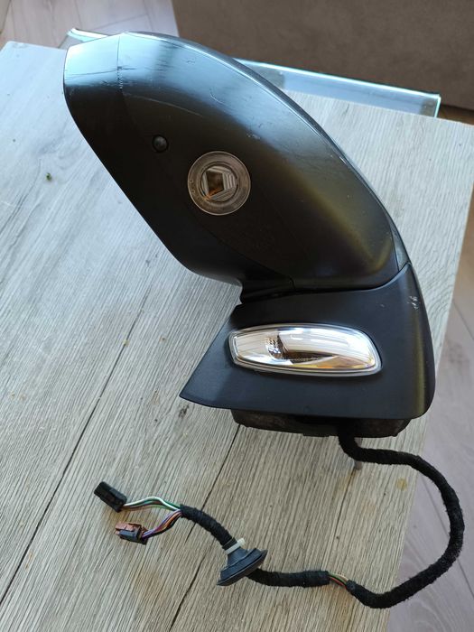 Огледало дясно за Пежо 5008, 3008