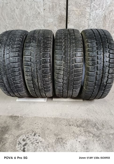 Продам зимние шины