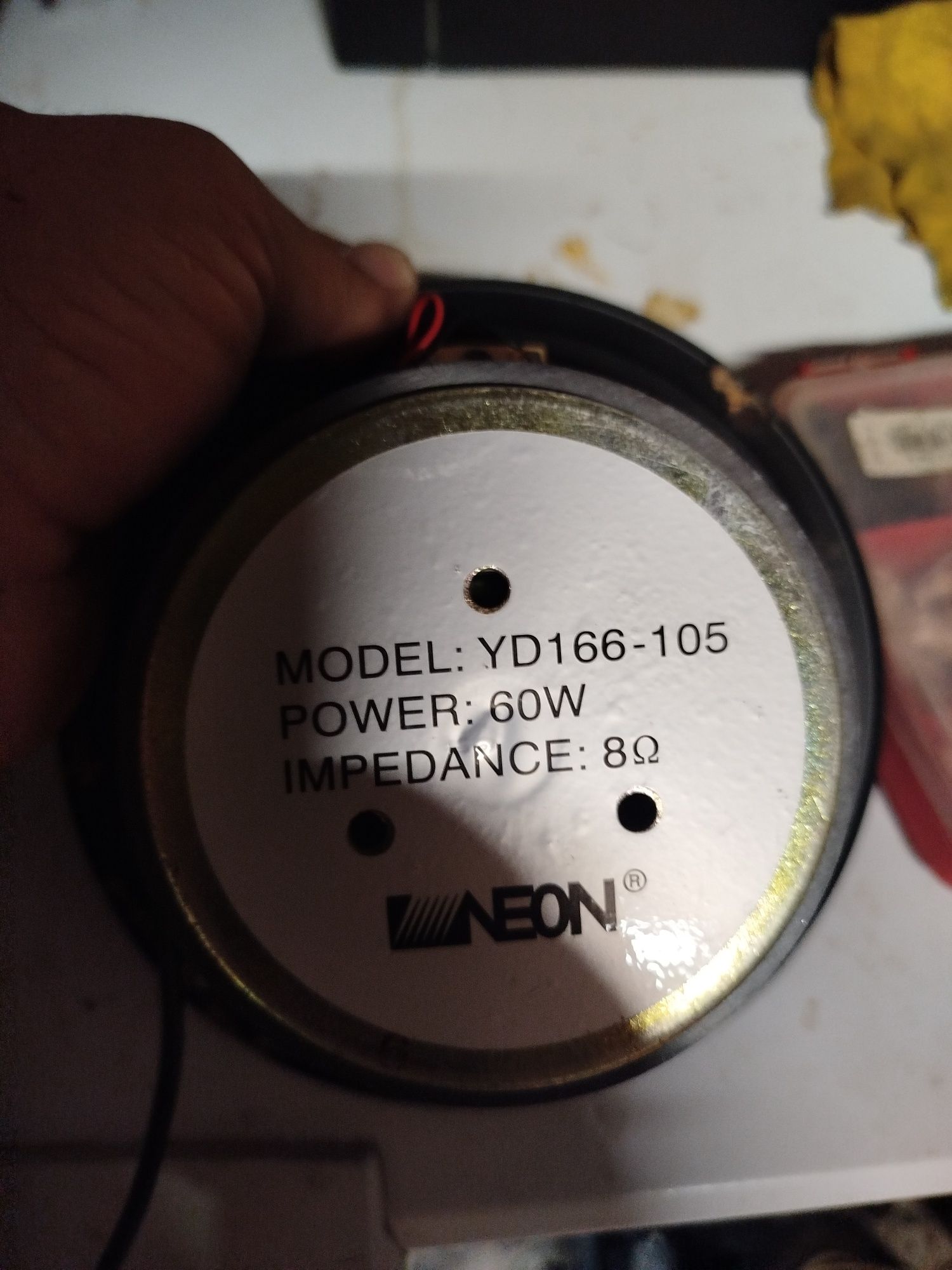 Басов говорител 60w 8ома
