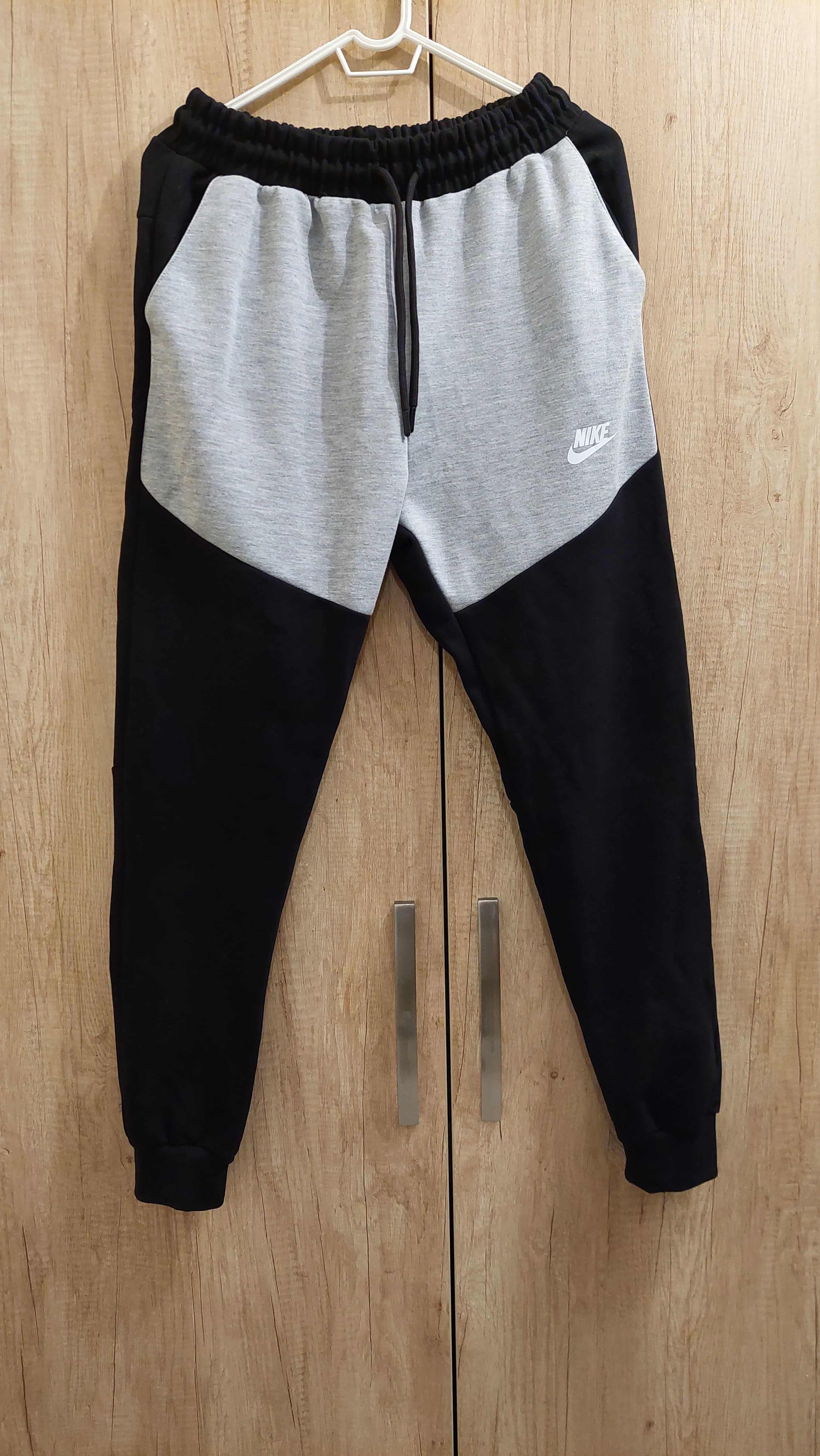 НОВ!!! NIKE Tech fleece