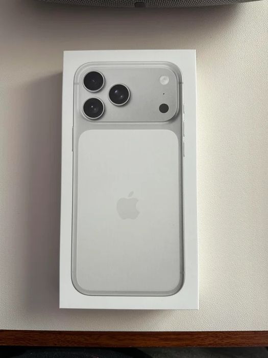 Iphone 17 pro New silver srochna