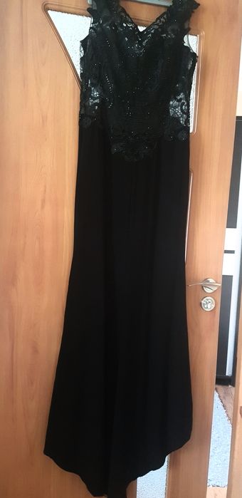 Rochie de seara cu broderie