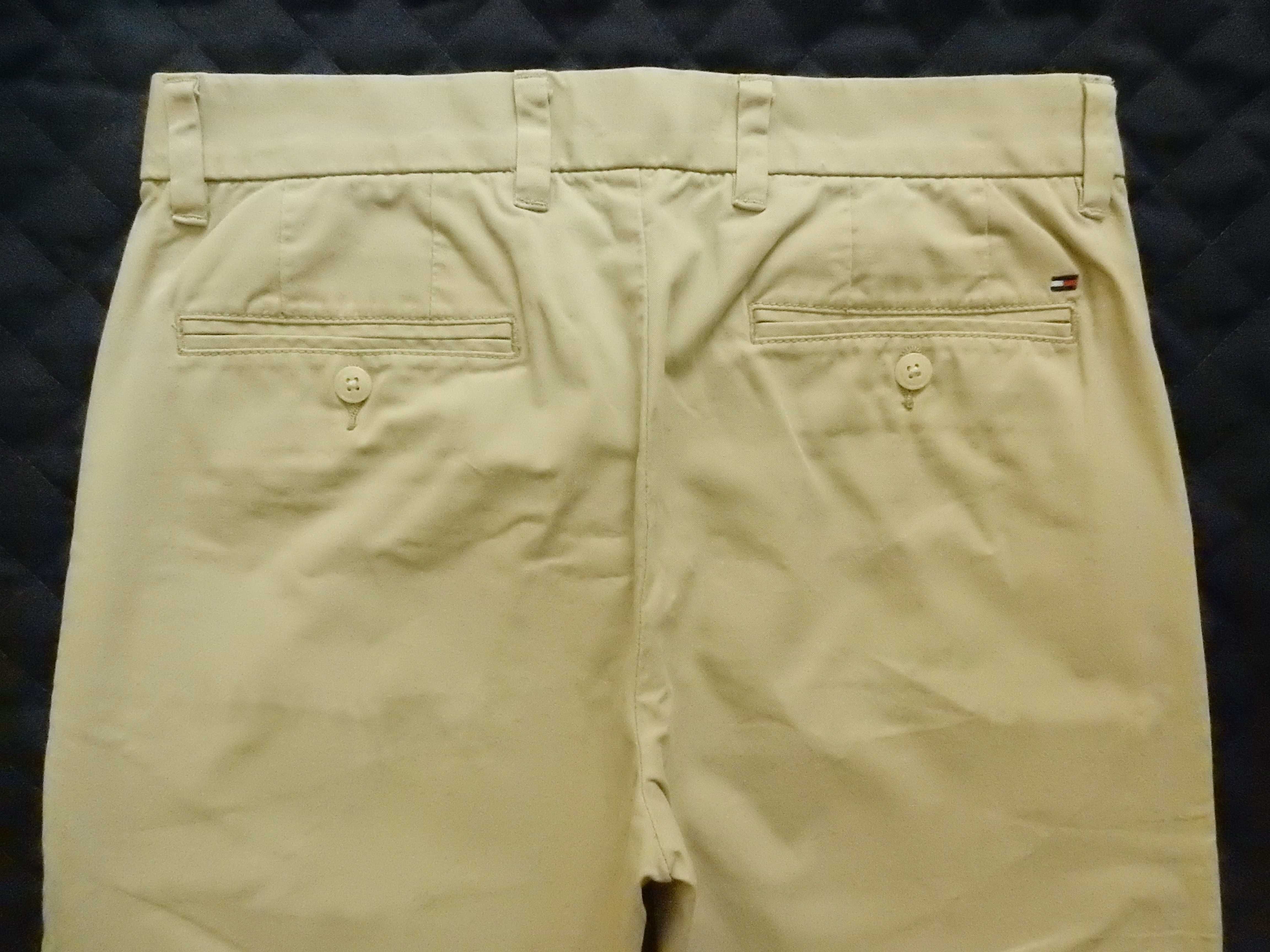 Pantaloni Tommy Hilfiger Custom Fit. Marime 38/32. Impecabili, ca noi.
