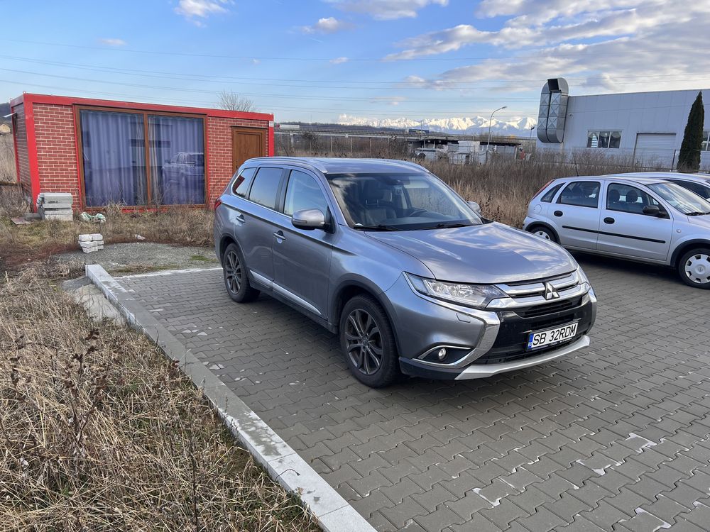 Mitsubishi Outlander 2015 4x4 Euro 6 7 locuri 2,2D