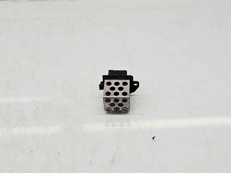 Releu Renault Fluence [Fabr 2010-prezent] M142561069